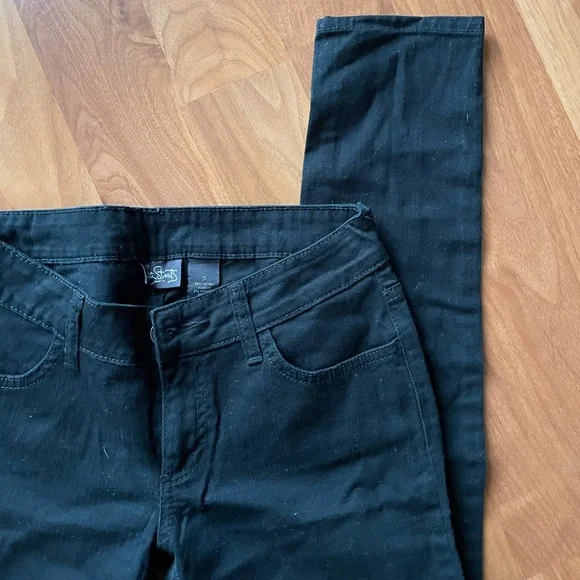 Citystreets black skinny jeans - Picture 3 of 6